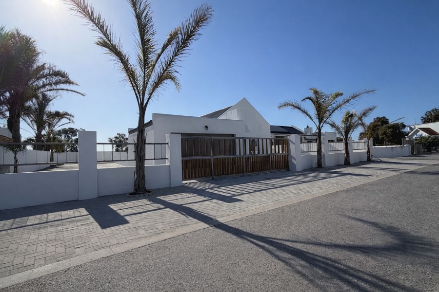 3 Bedroom Property for Sale in Velddrif Western Cape